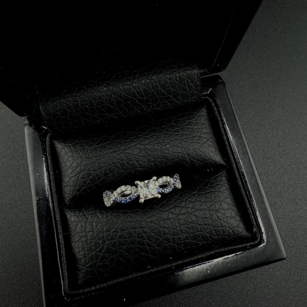 14k white gold & sapphire wedding ring set - Picture 4 of 8